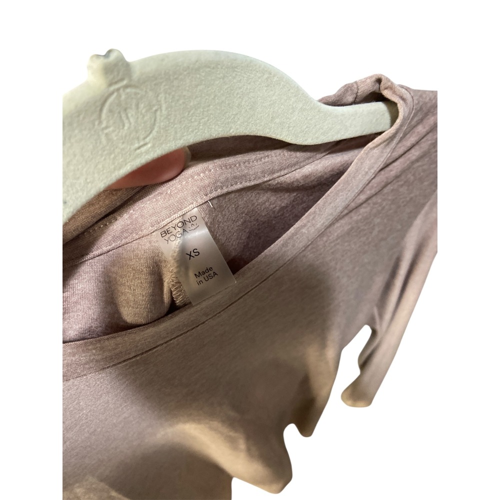 Beyond Yoga Womens XS Long Sleeve Open Back Tie Cutout Top Heathered Mauve Pink - Picture 6 of 6